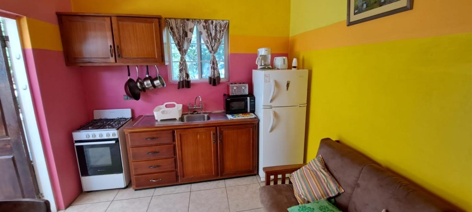 Fish Tobago Guesthouse Or Joy And Brandon Guesthouse Buccoo المظهر الخارجي الصورة